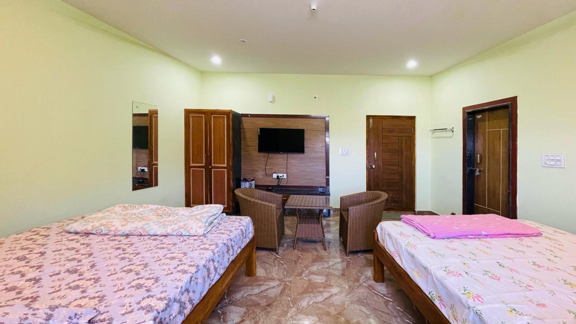 Rashi Z View Estate Stay Tarikere Exterior photo